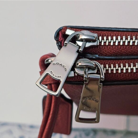 Coach Double Zipper Pocket Wristlet In Musted Red/Rust. EUC - Picture 8 of 16